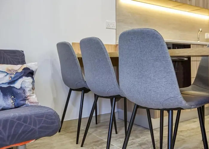 Lovely In The Heart Of Qormi Village Santa Vennera