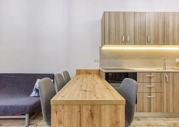 Daire Lovely In The Heart Of Qormi Village