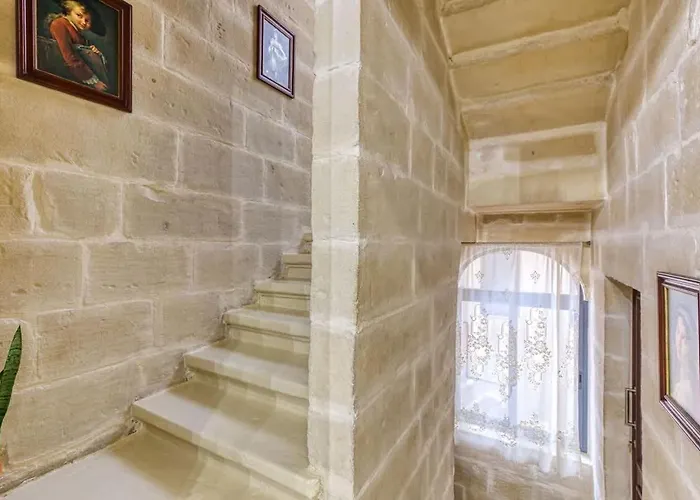 Daire Lovely In The Heart Of Qormi Village *