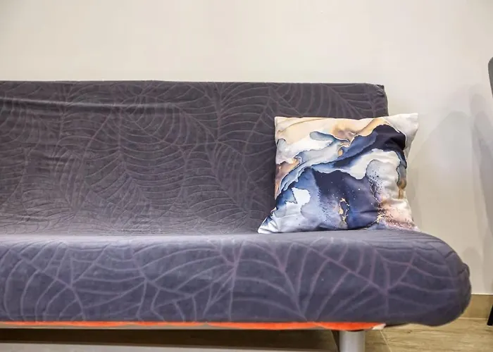 Lovely In The Heart Of Qormi Village Santa Vennera