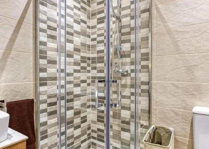 Lovely In The Heart Of Qormi Village Appartement *