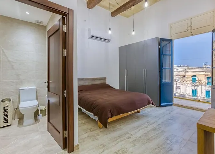 Lovely In The Heart Of Qormi Village * Santa Vennera