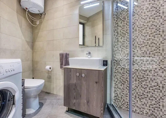 Lovely In The Heart Of Qormi Village